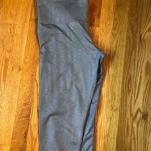 Adidas cropped workout pant